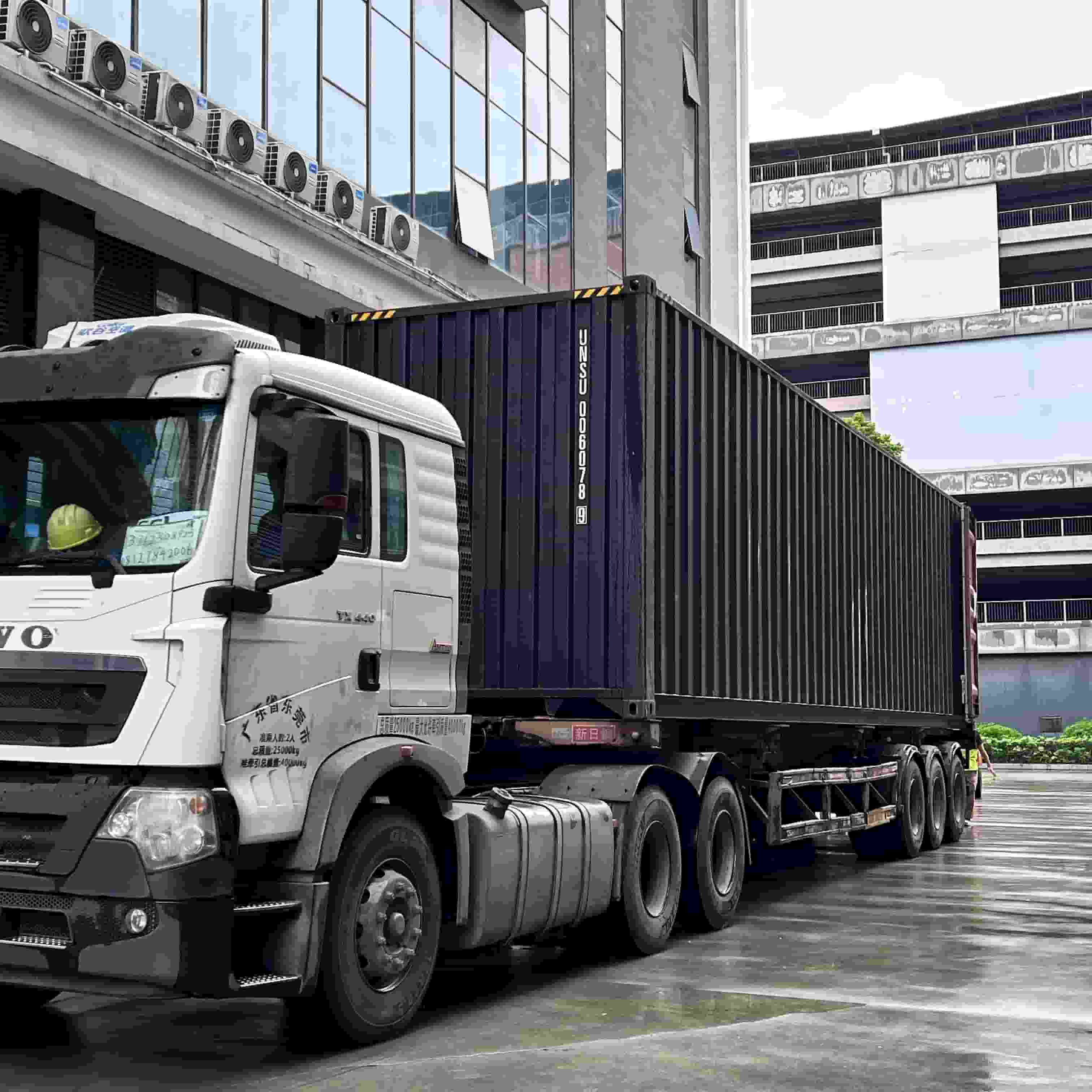 HENGSHENG AUTO PARTS Conclui com êxito a tarefa de carregamento de contêineres de exportação